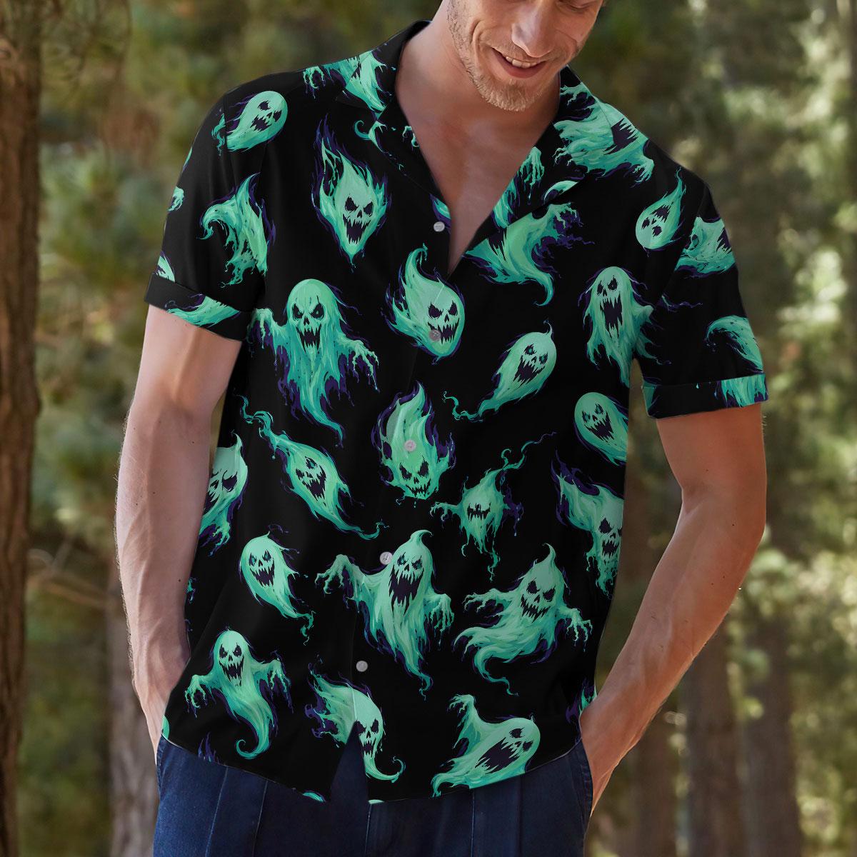Model wearing the spooky ghost Hawaiian shirt outdoors